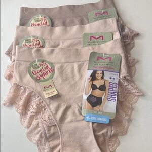 Maidenform Lace Firm Control Shaping Briefs 3 Pairs Size Medium / 6